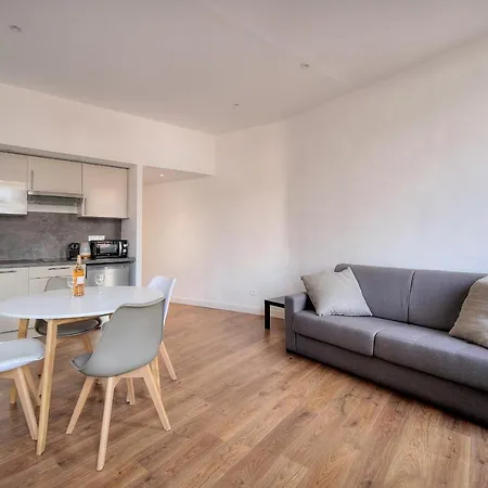 Apartment Spacieux 2 Pieces Renove Centre De Cannes - A1B151